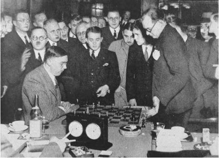 Euwe's Most Brilliant Victory Over Alekhine - Best of the 30s - Euwe vs.  Alekhine, 1935 