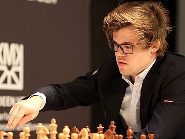 Could Magnus Carlsen lose his place as number 1? - Chess Forums
