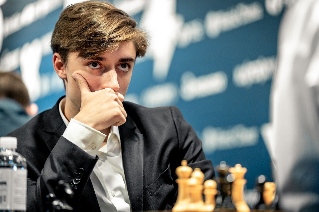 Partidas de xadrez: Dubov x Karjakin