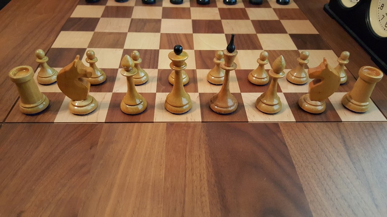 Gudskjelov! 37+ Grunner til Queen's Gambit Chess Board! The netflix ...