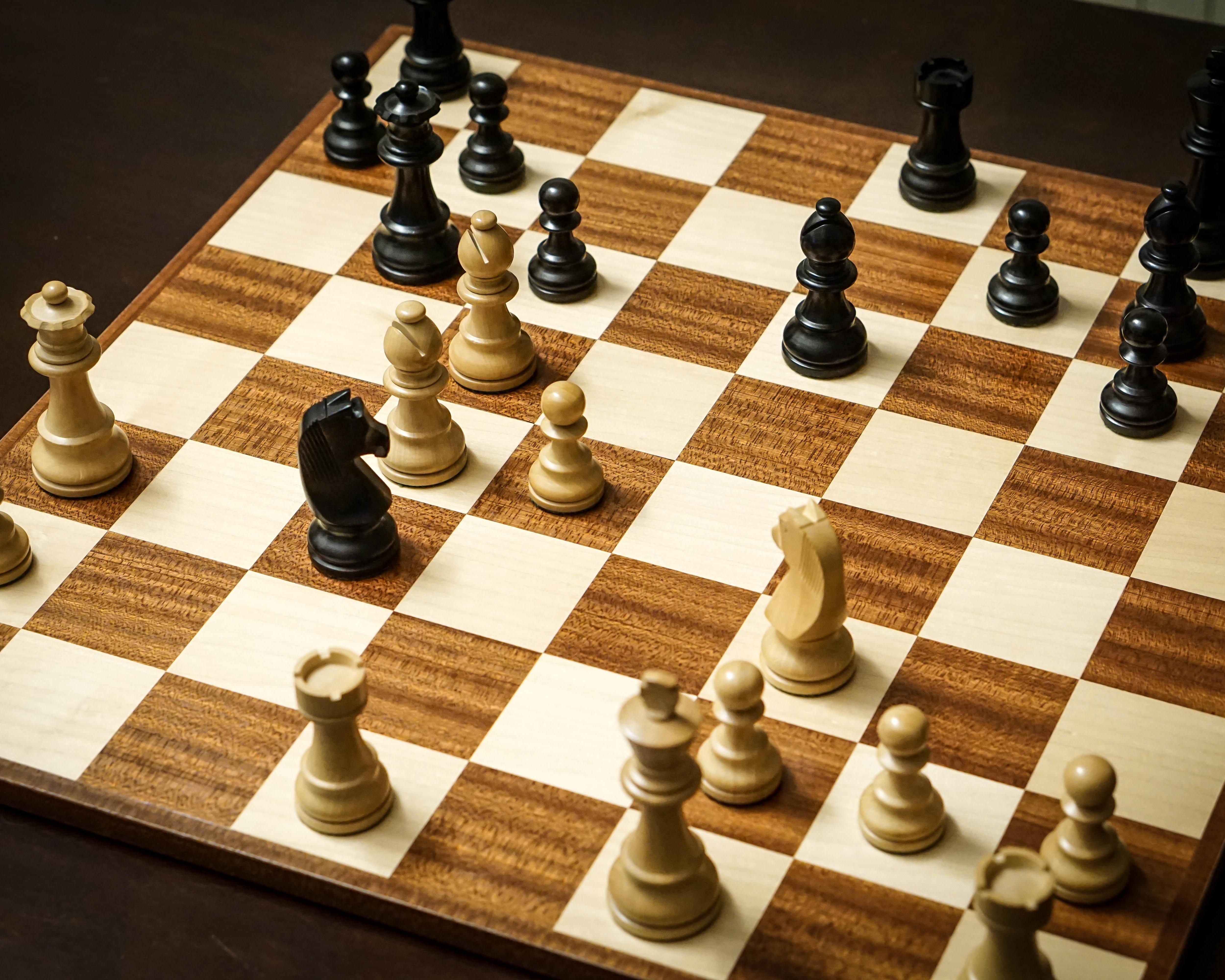 Fischer's Game of the Century: Fischer vs. Byrne, New York 1956 – Chess  Universe