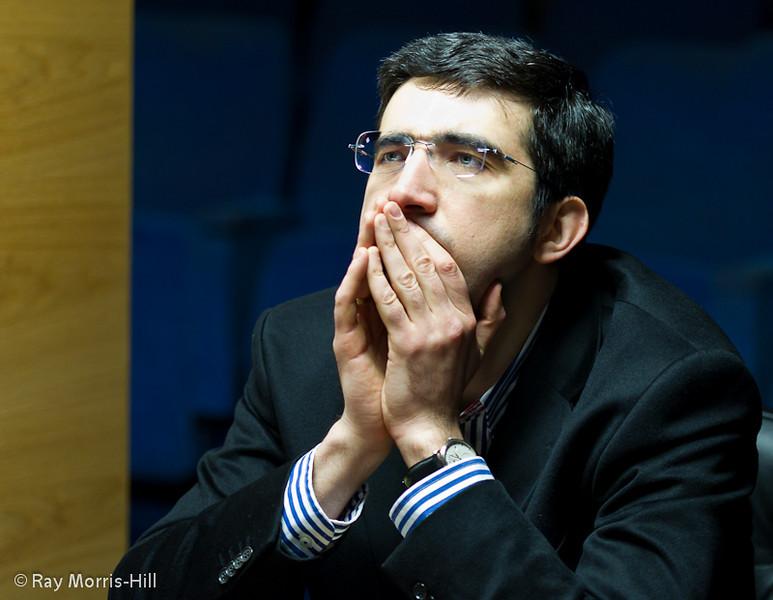 Help me understand Kramnik's Round 5 at the Alekhine Memorial