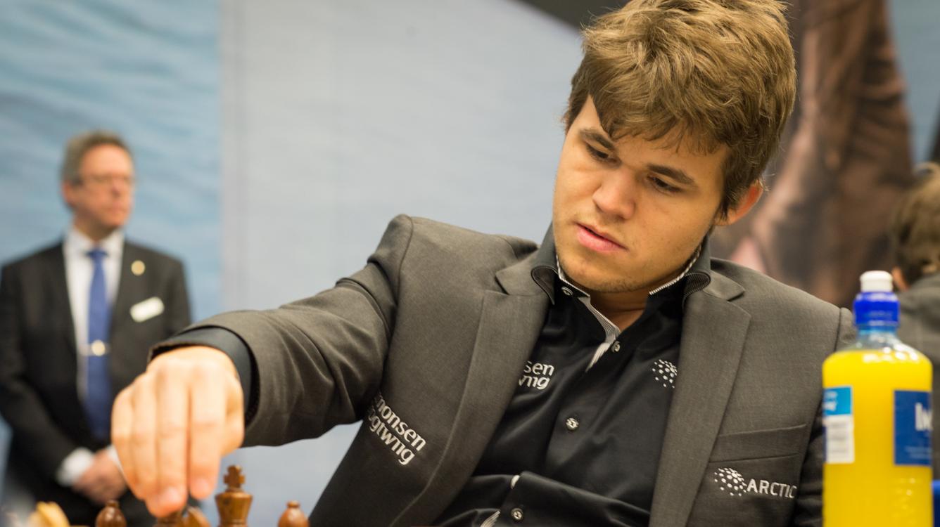 How Carlsen Moves a Chess Piece