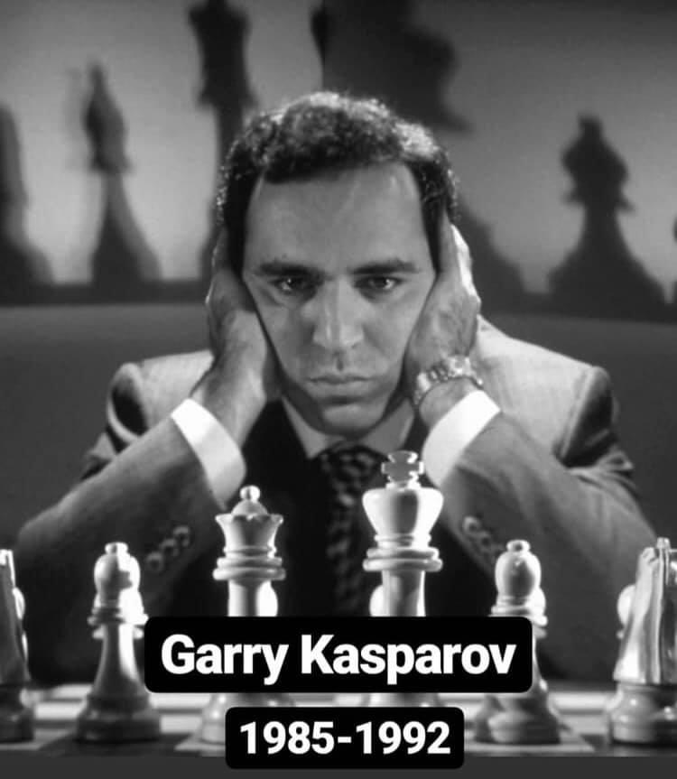 Gary Kasparov "24 de Ajedrez" (Lección 11) Chess.com