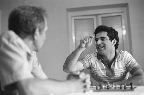 Mikhail Tal vs Garry Kasparov: My Very Last Game Before I Died
