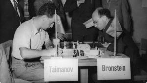 Bronstein and Taimanov posing as students in 1952
