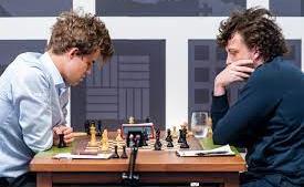 Hans Niemann cheats and Magnus Carlsen resigns due to it.