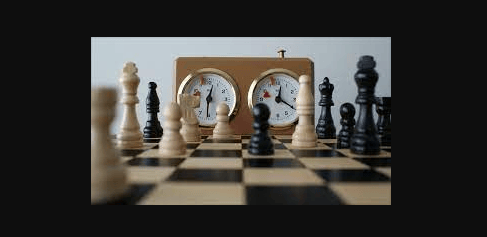 Time pressure in chess / flagging / etc