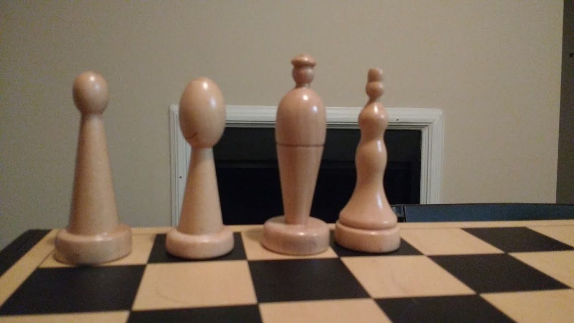 fancy king and queen chess pieces