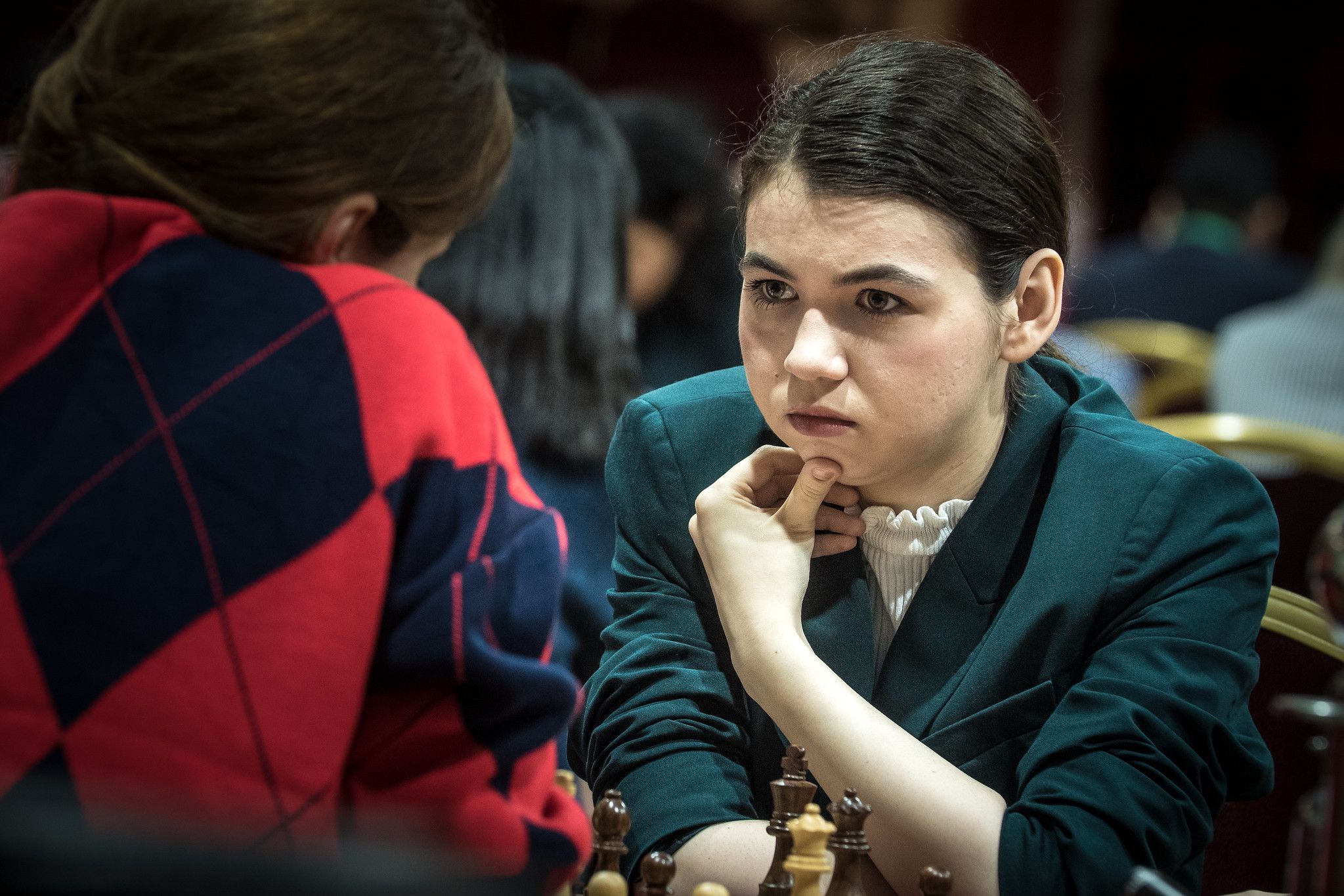 FIDE  Grand Swiss R8: Firouzja Increases Lead, Now World #4 - Chess .com