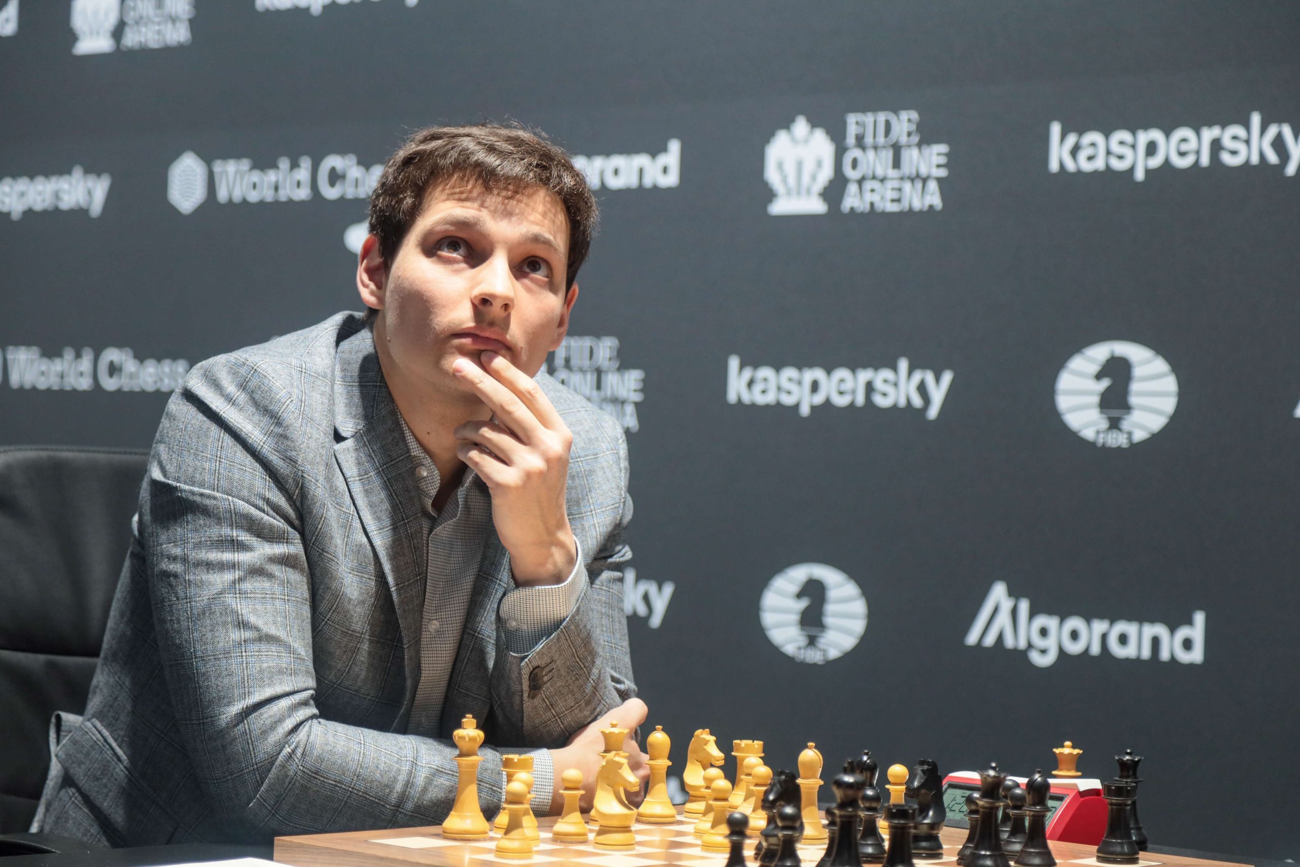 Vincent Keymer and Daniil Dubov after R5 of the FIDE Grand Prix 2022 in  Berlin