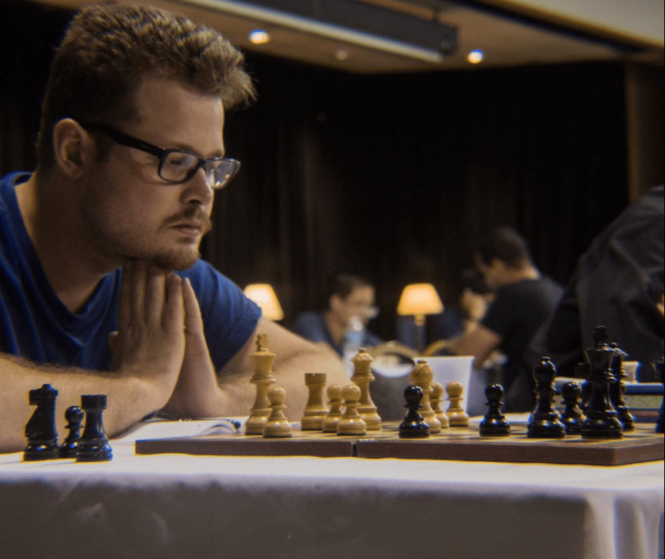 Street chess player teaches a grandmaster how to play - Upworthy