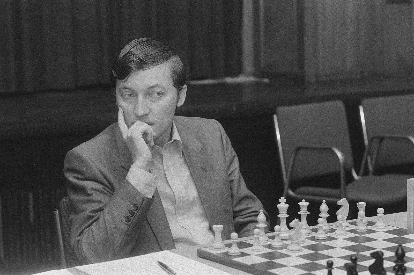 The Tragic Story of the World's Greatest Chess Player 