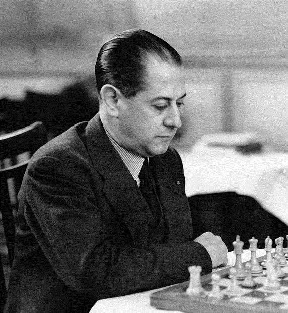 Hose Raul Capablanca (left) took the chess-crown from Emanuel Lasker