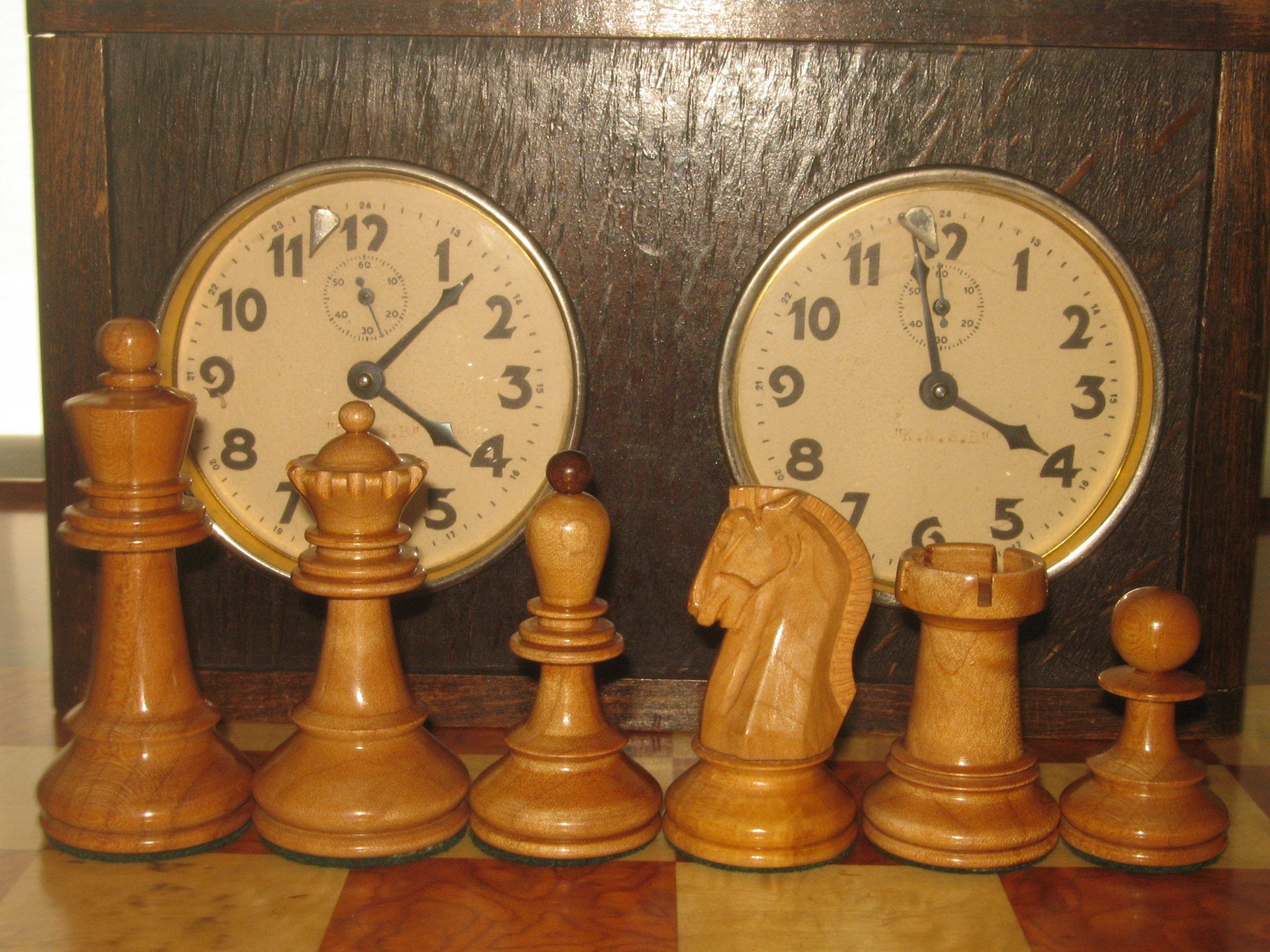 Historical Chess set designs