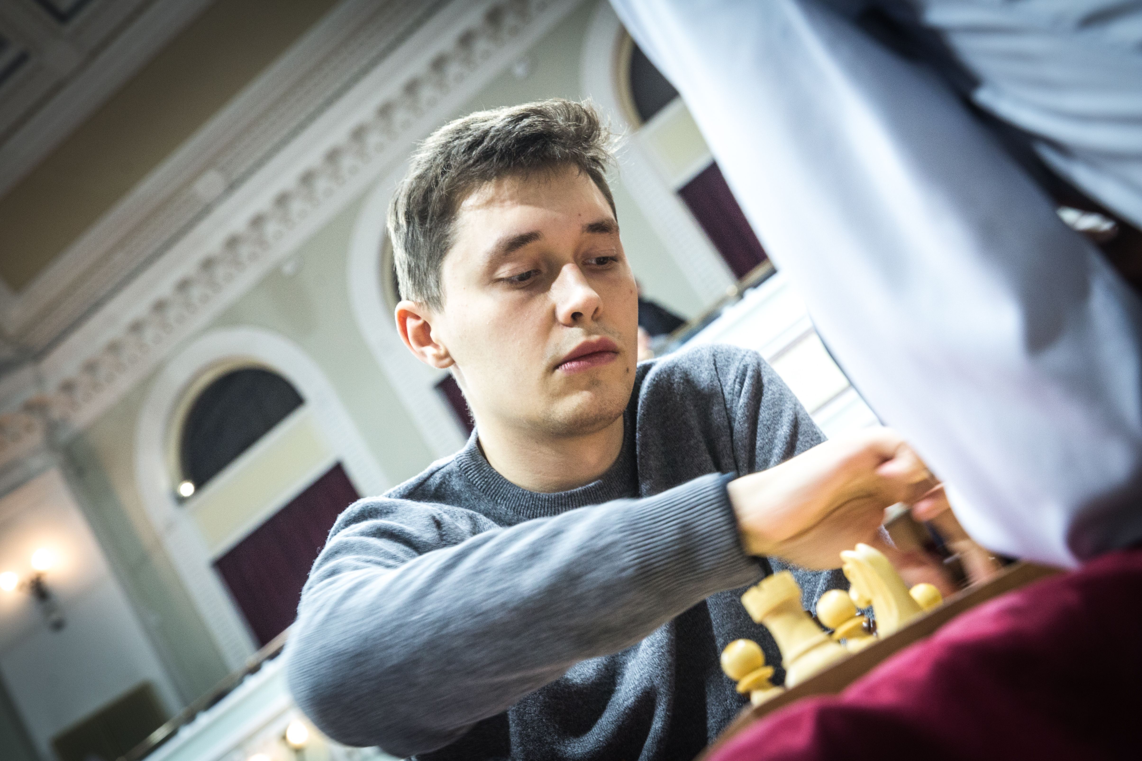 FIDE Grand Swiss 2023: Caruana Beats Niemann, Returns To 2800 Club - Chess .com
