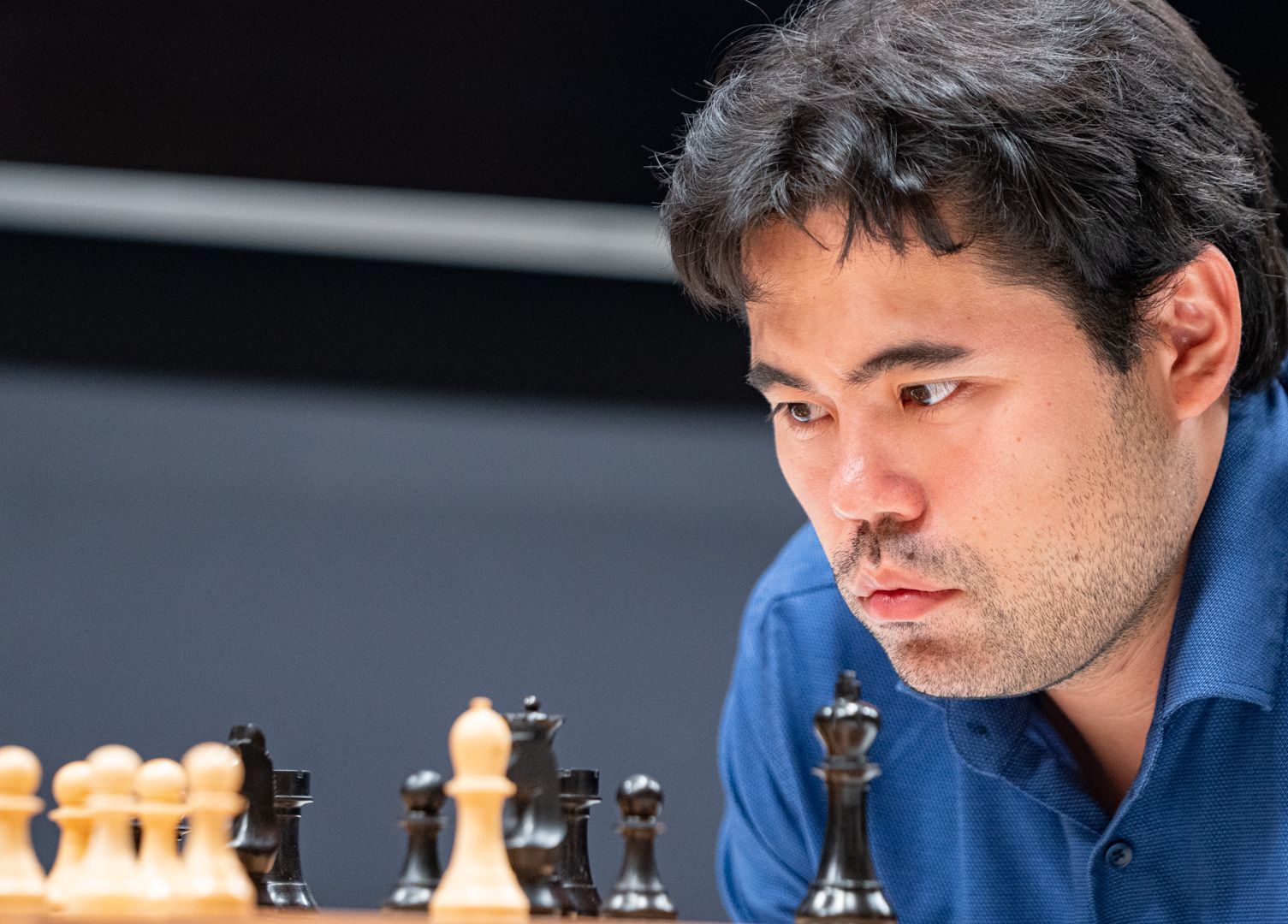 The previous world champion Wesley So helped the new world champion Hikaru  Nakamura prepare for the Armageddon in the finals of the Fischer Random  World Championship! : r/chess