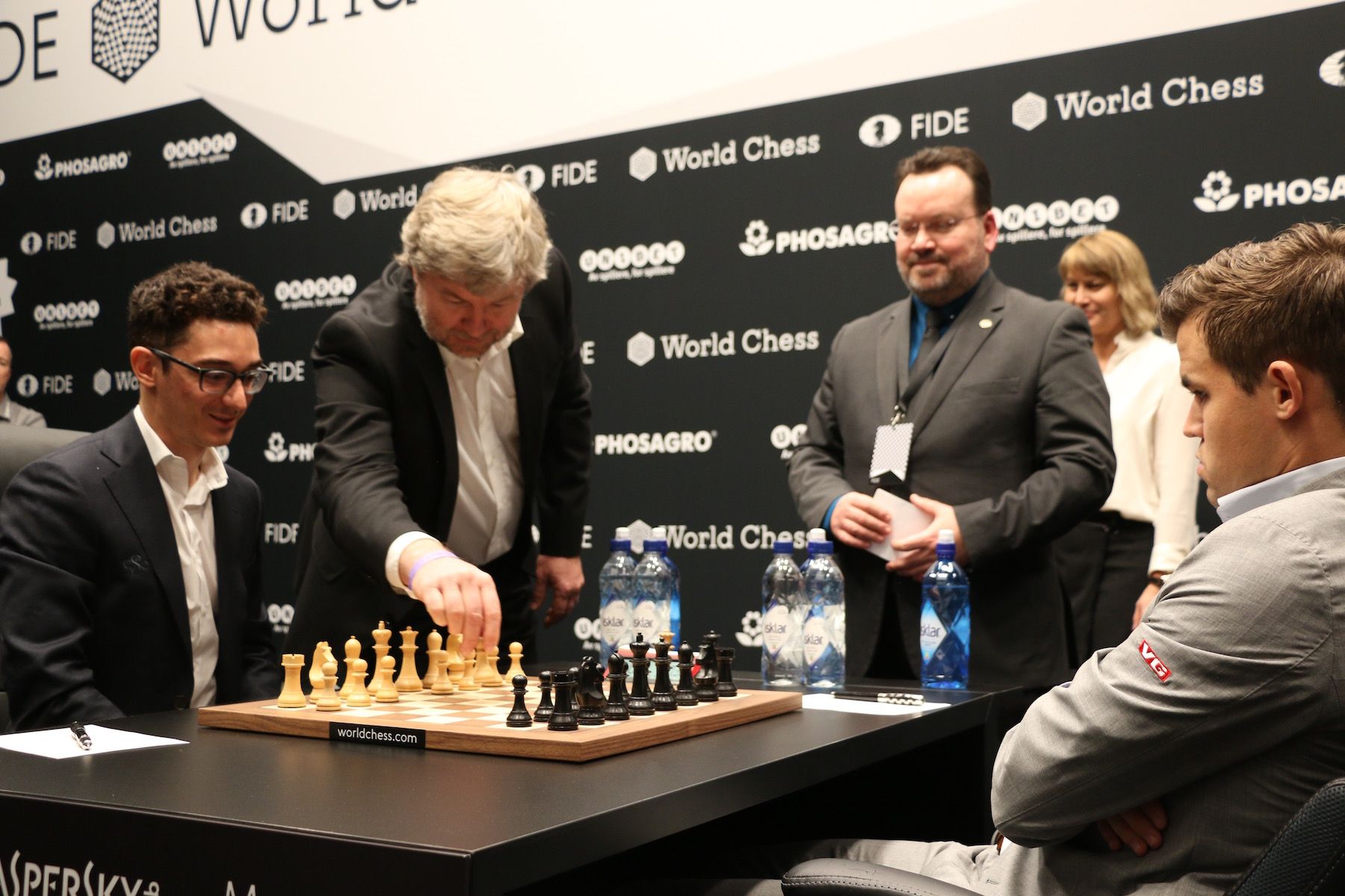 FIDE World Chess Championship Game 3: Magnus Bulletproof With