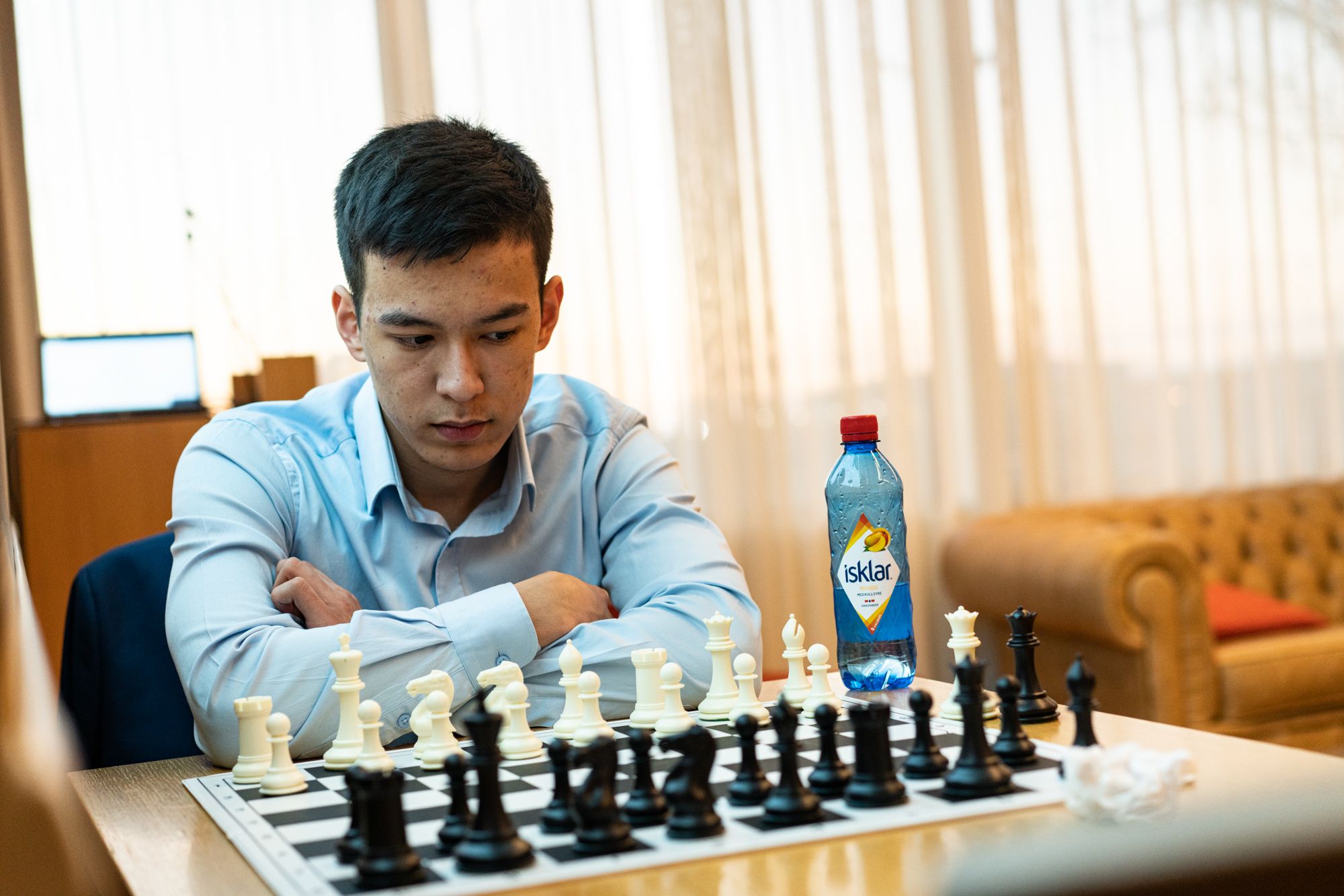 Has Magnus Carlsen checkmated himself? – DW – 12/27/2022