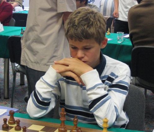 20 Most Famous Chess Grandmasters - CodingHero