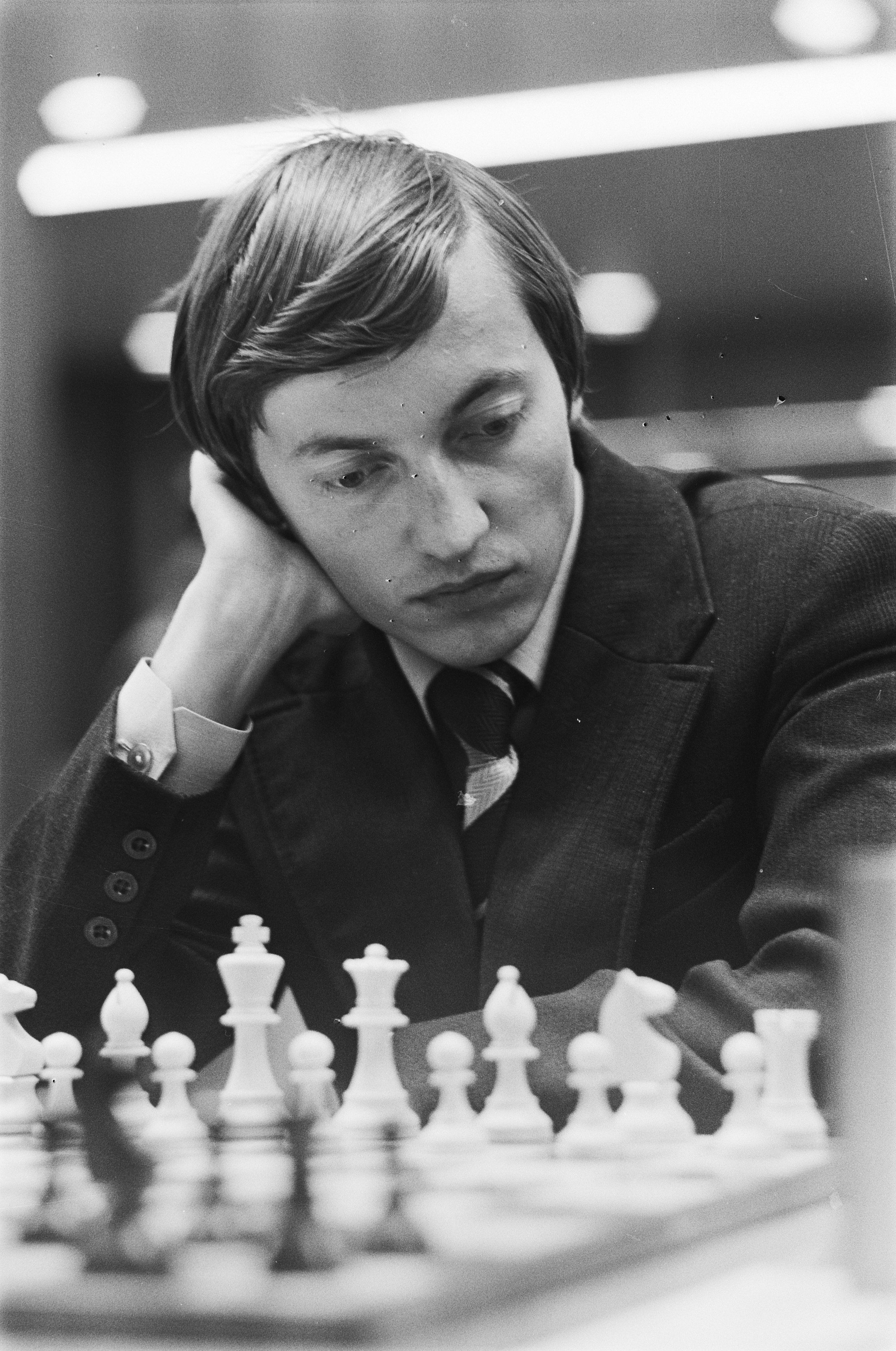 5 Top Chess Principles According to Anatoly Karpov - TheChessWorld