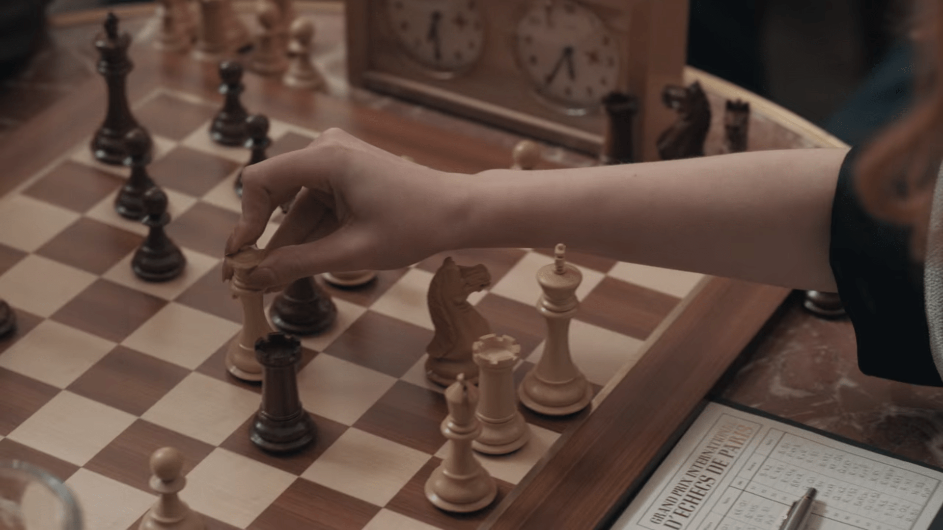 Chess opening position, Queen's gambit, accepting, learning chess