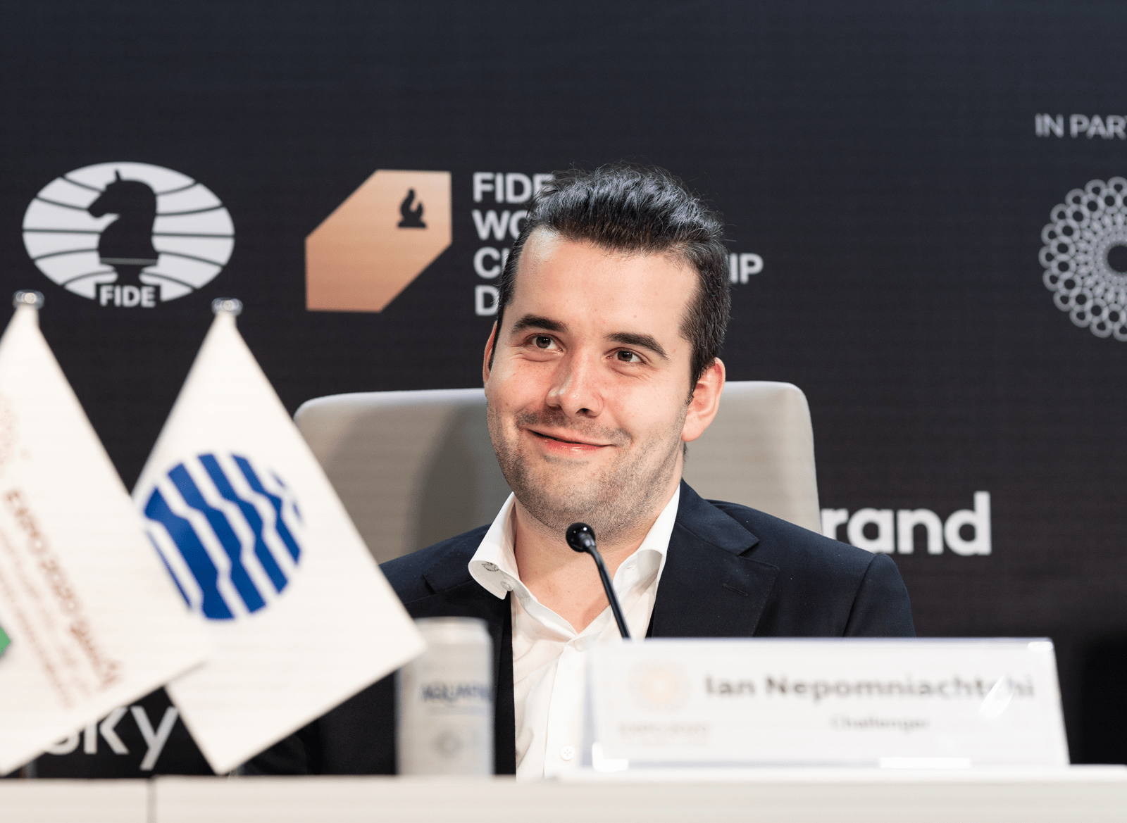 Schach WM 2021 - Carlsen vs. Nepomnjachtchi: Spielplan & Wettquoten