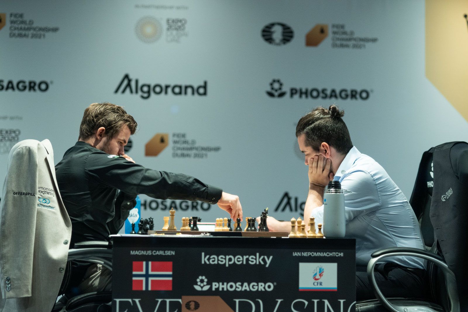 Mundial de Xadrez da FIDE 2021: Carlsen vs Nepomniachtchi 