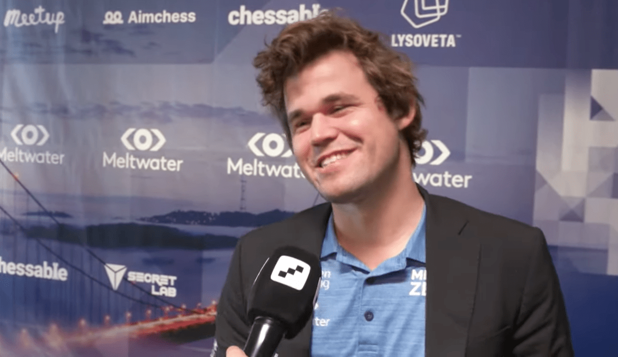 Magnus Carlsen smiles