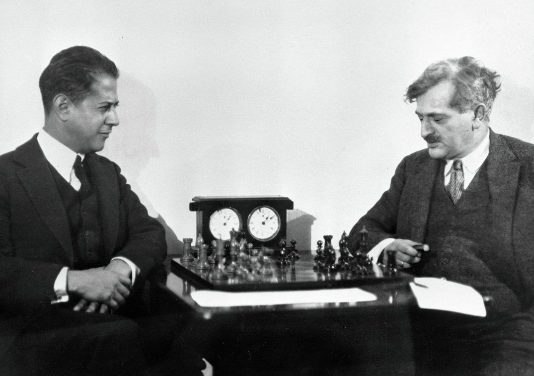 Russian Chess Book:The match Alekhine vs Capablanca on world  championship.1928