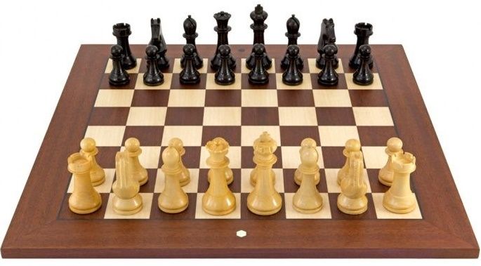 Fide Chess board