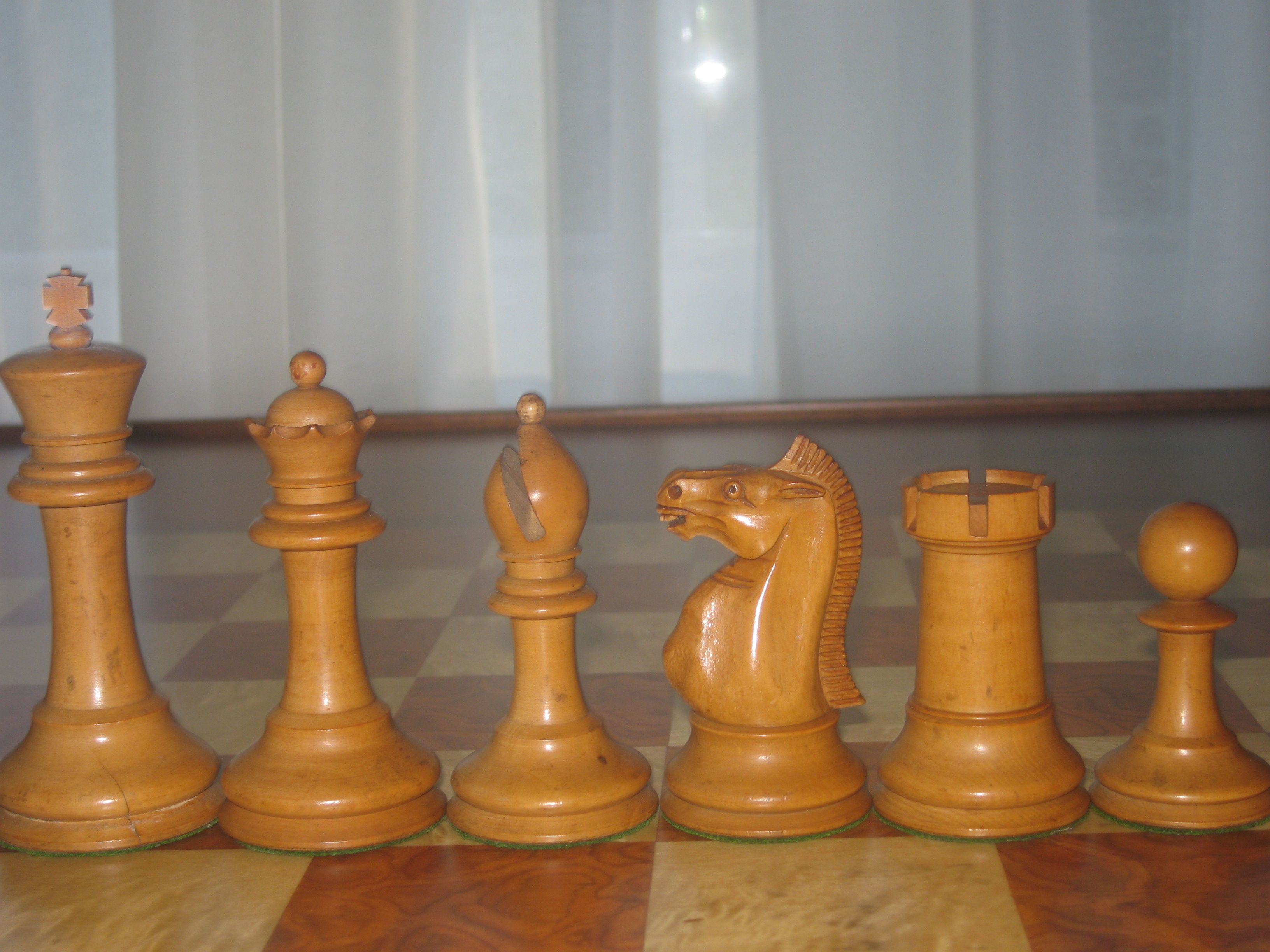Staunton Chess Pieces Set Golden Rosewood King 3.75" 4 Queens Collector series 