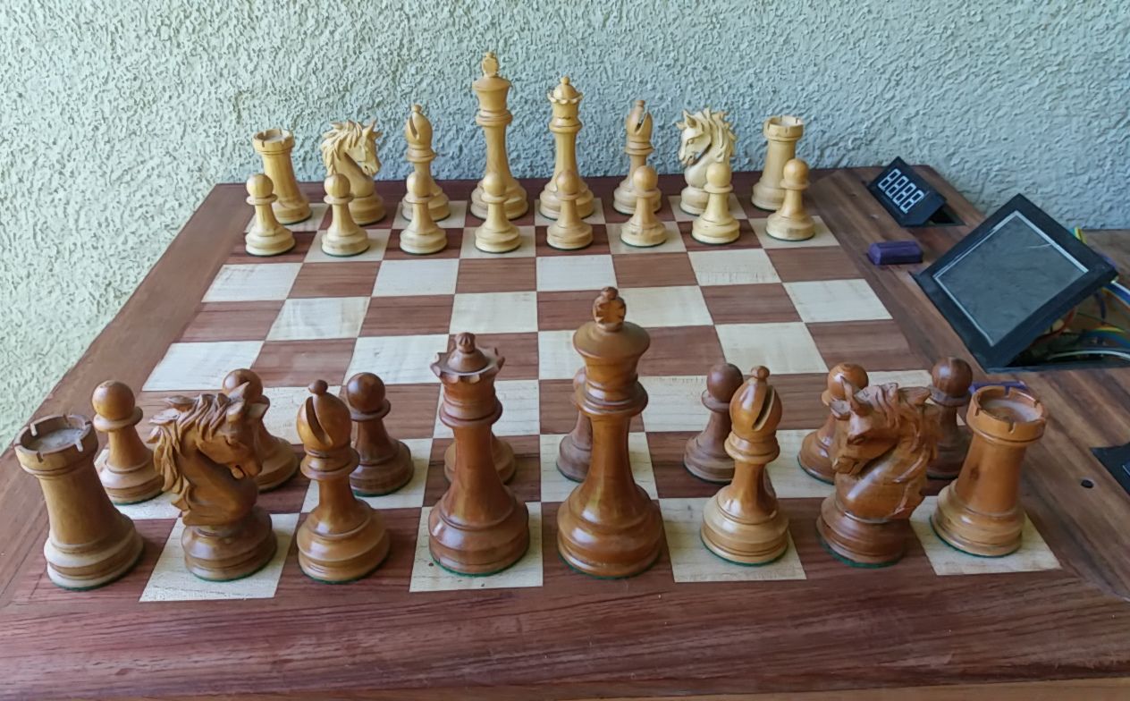 Paintable chess 