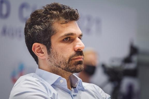 Chess.com on X: Congratulations to our Director of Portuguese Content GM Krikor  Mekhitarian on a incredible performance this morning in the @FIDE_chess  World Cup! 🥳 @Krikorsm won his match in tiebreaks and