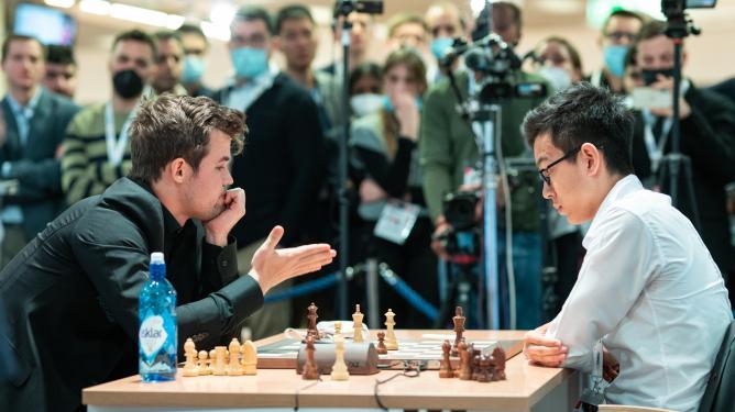 Schnellschach-WM Tag 3: Abdusattorov und Kosteniuk sind die neuen Weltmeister im Schnellschach