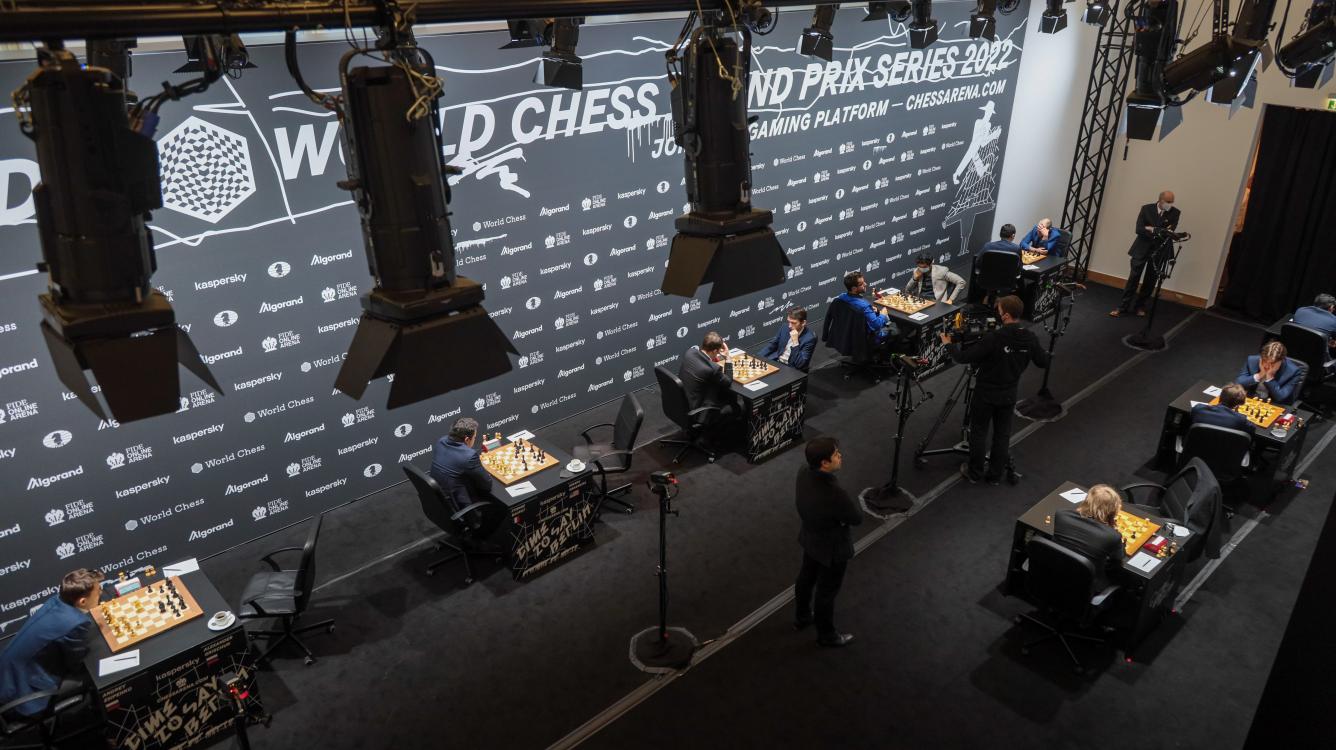 2022 FIDE Grand Prix Berlin R1: Wojtaszek, Fedoseev, Aronian Start With Wins