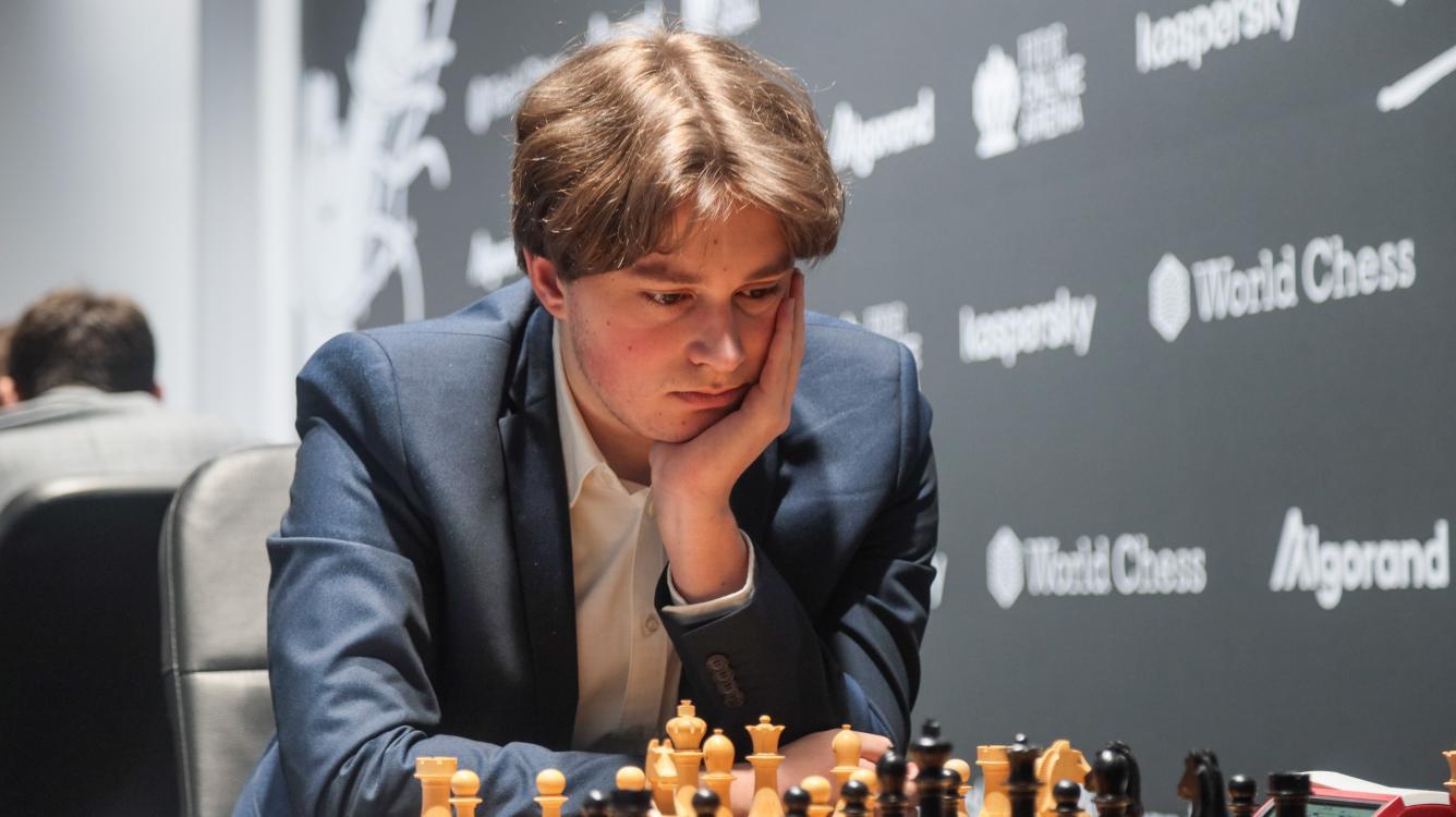 FIDE Grand Prix Berlin Runde 3: Keymer gewinnt gegen Dubov
