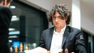 Chess.com: 'Niemann provavelmente trapaceou em mais de 100 partidas de xadrez online'