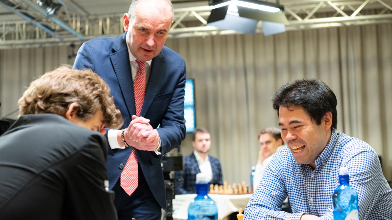 O fantástico mundo sinuoso do Fischer Random: Abdusattorov e Nakamura lideram