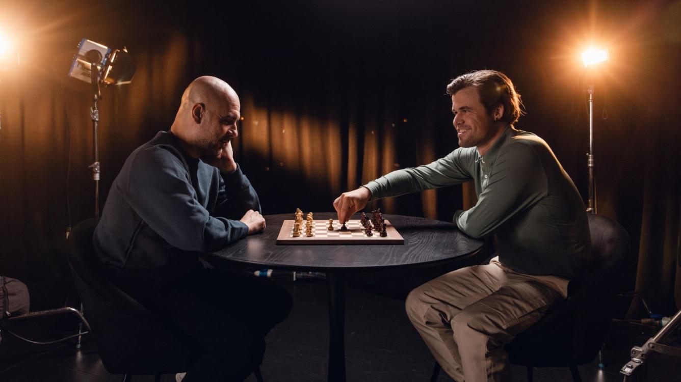 Two Geniuses Together: When Magnus Carlsen Met Pep Guardiola
