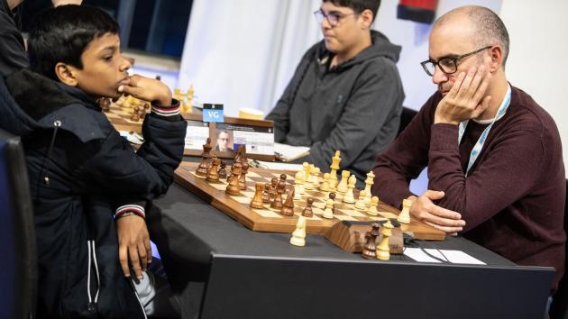 Even the new CEO Anish Giri bot fell for the rook sacrifice. : r/GothamChess