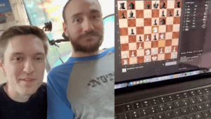 Чип Neuralink помогает играть парализованному шахматисту