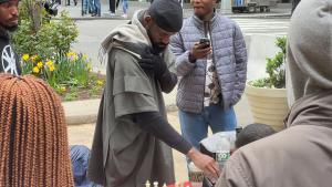 Tunde Onakoya Shatters Guinness World Record With Chess Marathon In Times Square