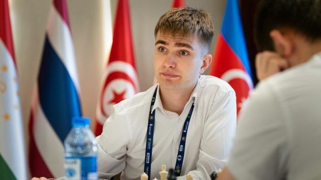 Chess.com Classic 2024: Лазавик, Непомнящий и Сарана выходят в первый дивизион
