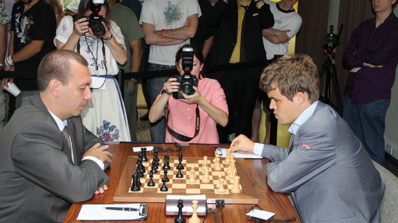 Nakamura, Carlsen Take Early Lead in Sinquefield Cup