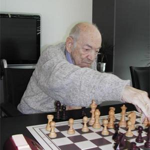 Viktor Korchnoi to Return to the Chess Board