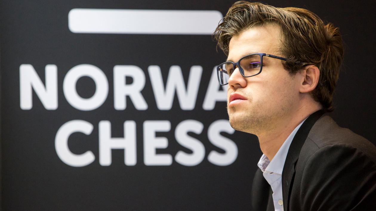 Carlsen gewinnt das Blitzturnier in Norwegen