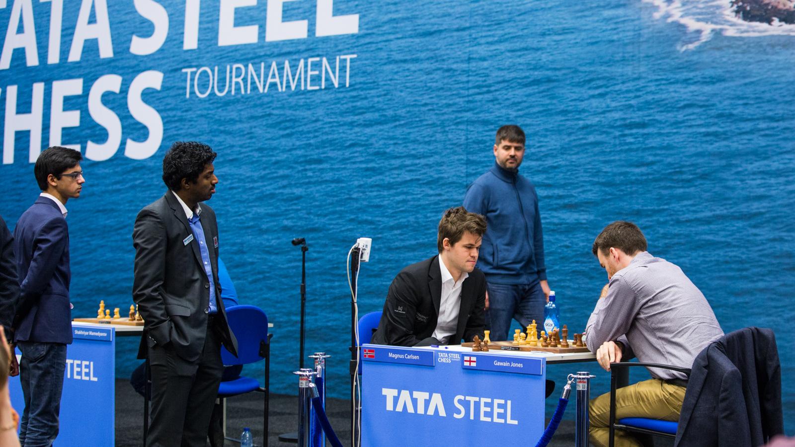 Tata Steel 2018 12: Carlsen & Giri lead title fight