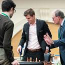 Carlsen Loses 2 Games At World Rapid Chess Championship Day 1