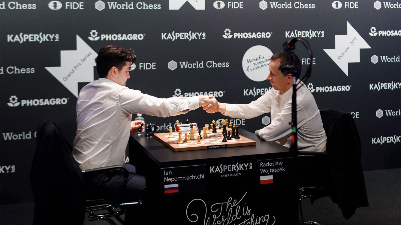 Nepomniachtchi Beats Wojtaszek To Reach FIDE Grand Prix Final